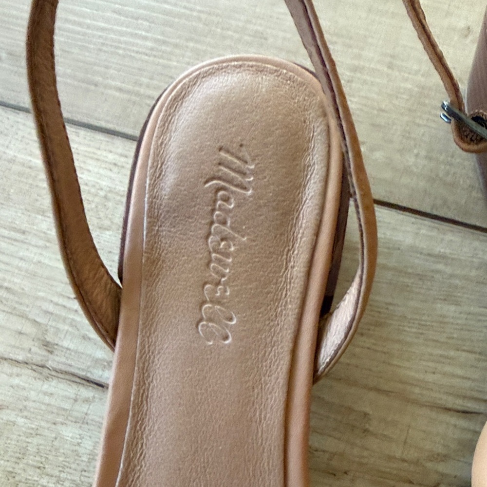 Madewell Gena Sandal - Women’s Tan Strappy Low Block Heel Sandals, - Picture 2 of 6